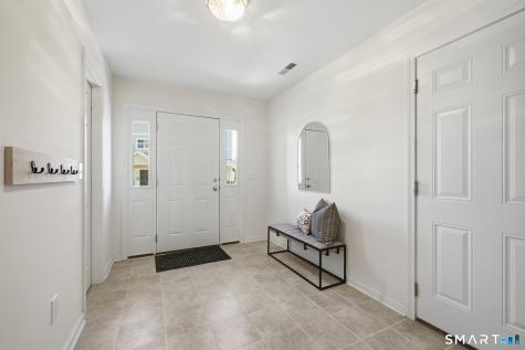 42 Lexie Lane South Windsor CT 06074
