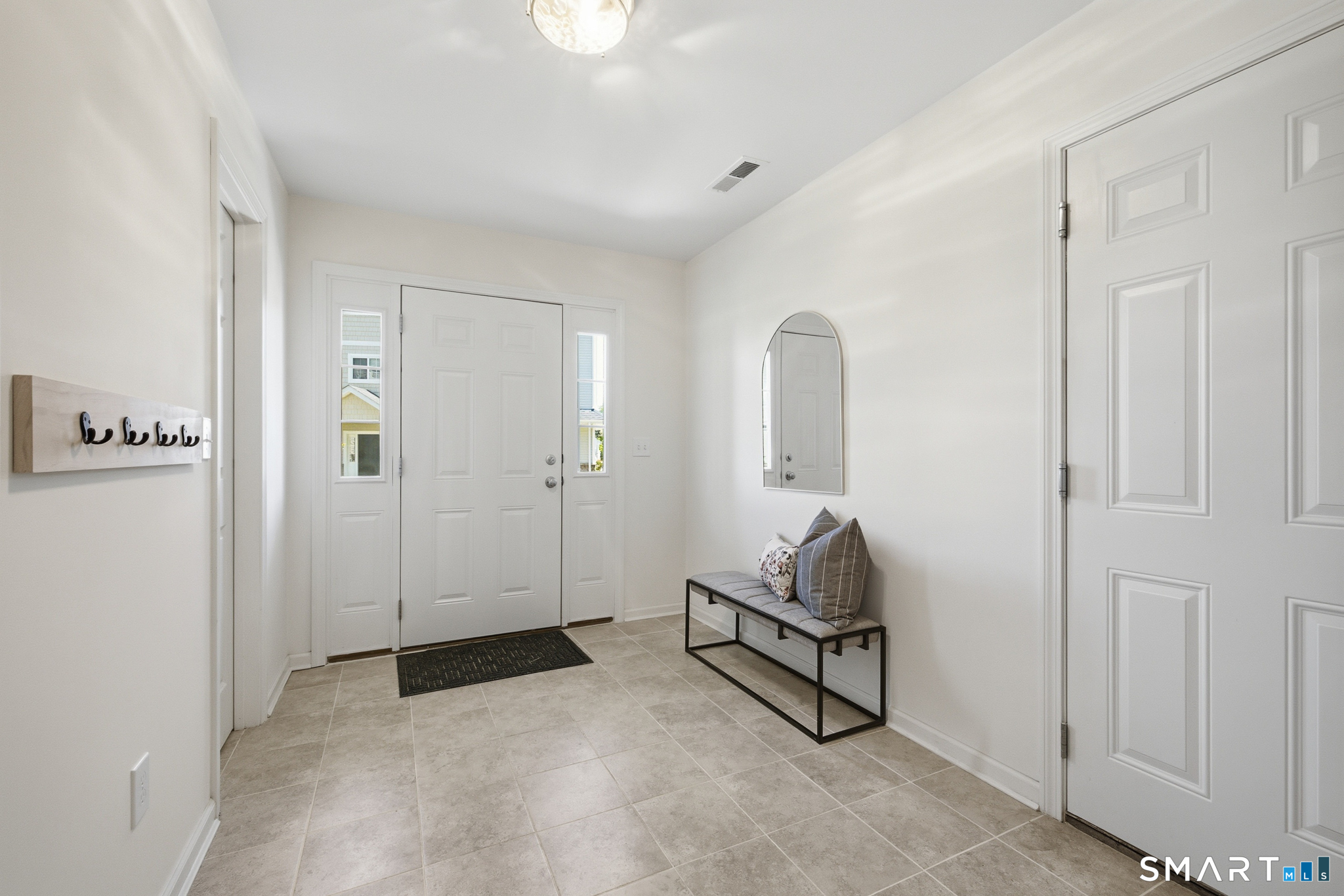 42 Lexie Lane South Windsor CT 06074