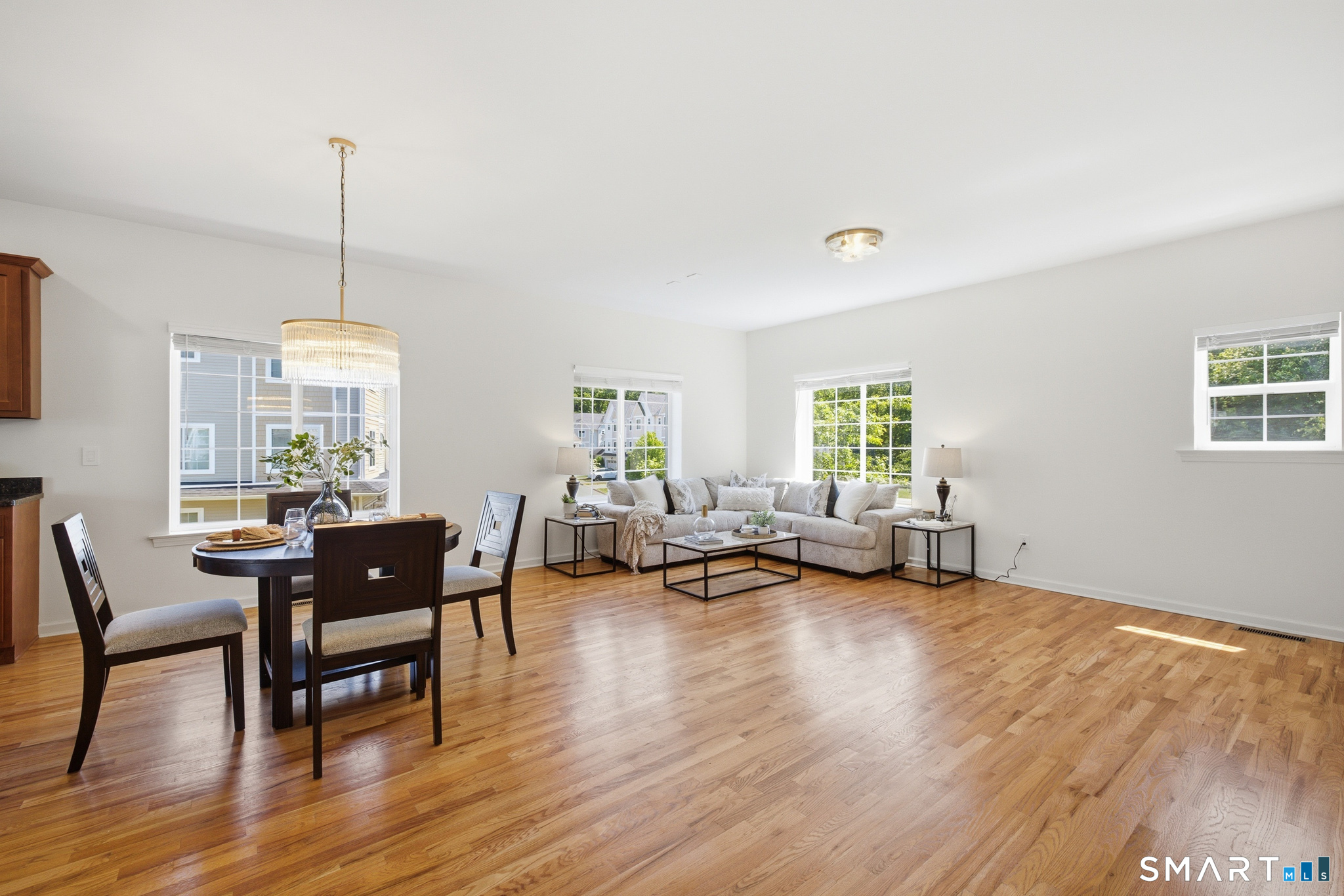 42 Lexie Lane South Windsor CT 06074