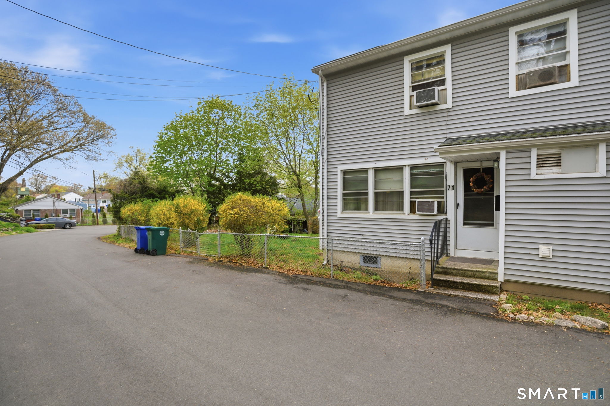 71 Cupheag Crescent Stratford CT 06614