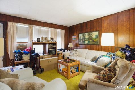 71 Cupheag Crescent Stratford CT 06614