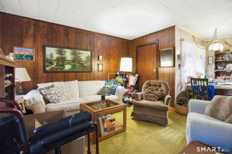 71 Cupheag Crescent Stratford CT 06614