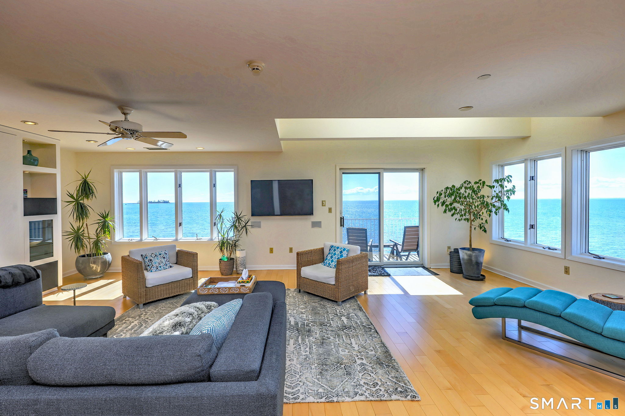 12 Naugatuck Avenue Milford CT 06460