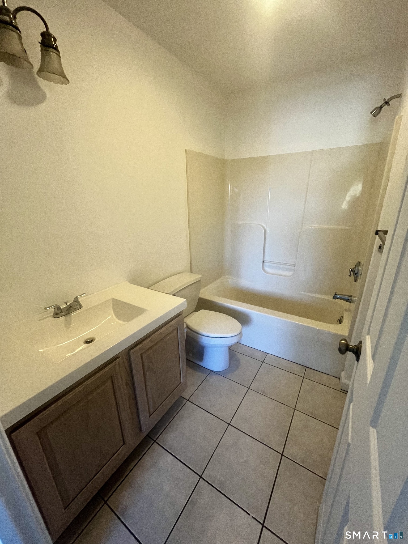 38 Ash Circle Trumbull CT 06611