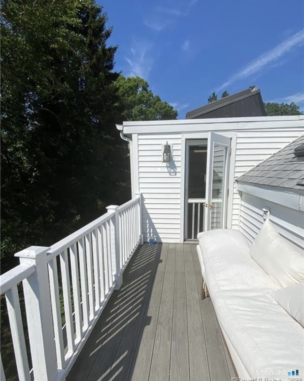 27 North Main Street Essex CT 06426