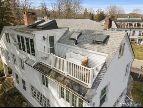 27 North Main Street Essex CT 06426