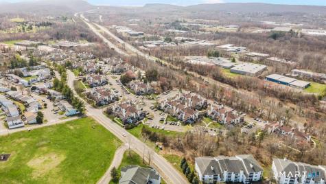222 Carriage Crossing Lane Middletown CT 06457