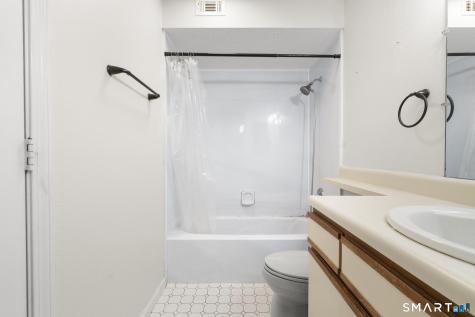 222 Carriage Crossing Lane Middletown CT 06457