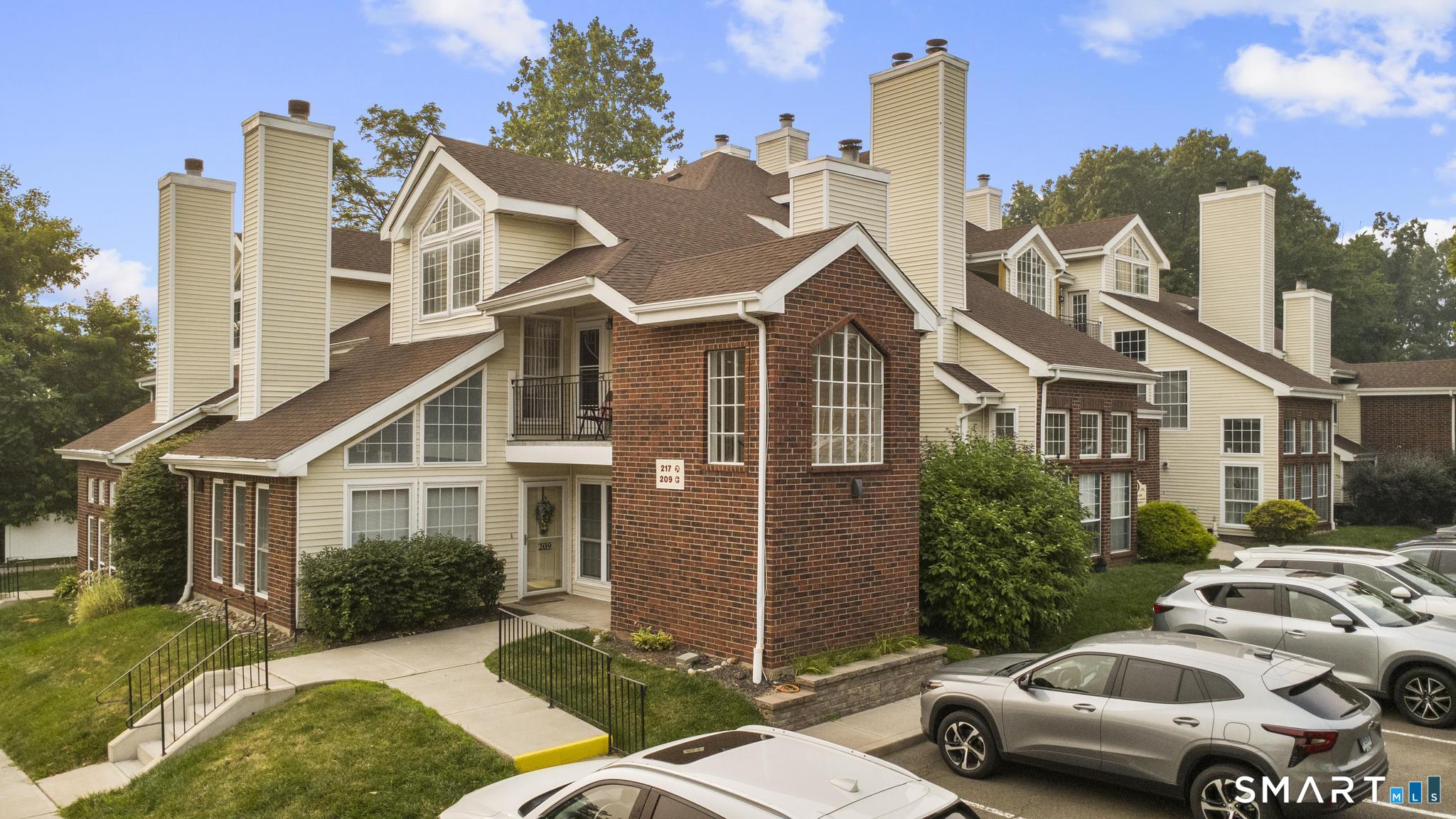 222 Carriage Crossing Lane Middletown CT 06457