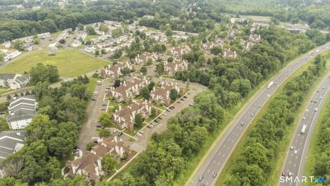 222 Carriage Crossing Lane Middletown CT 06457