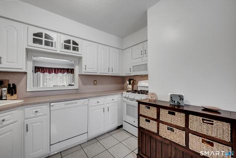 259 Foxboro Drive Newington CT 06111