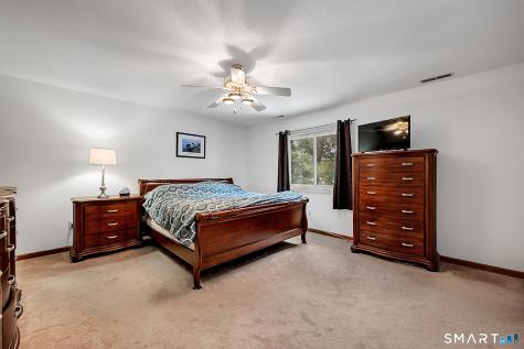 259 Foxboro Drive Newington CT 06111