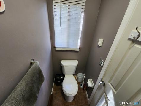 46 Sterling Village Meriden CT 06450