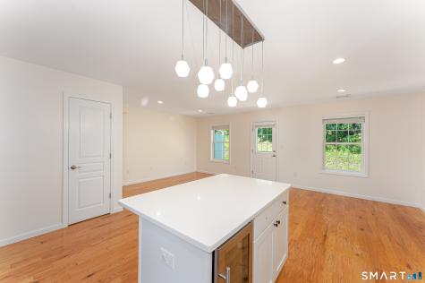 19 Gillette Way Bristol CT 06010