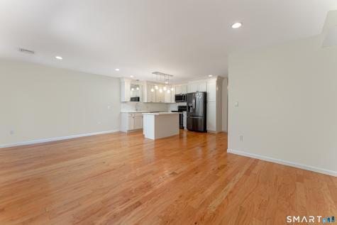 19 Gillette Way Bristol CT 06010