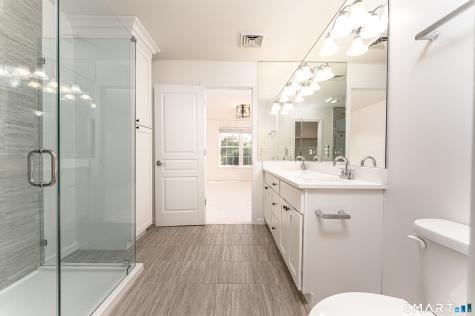 19 Gillette Way Bristol CT 06010