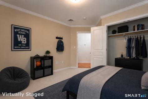19 Gillette Way Bristol CT 06010