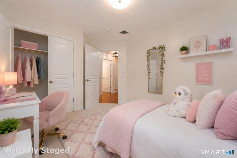 19 Gillette Way Bristol CT 06010