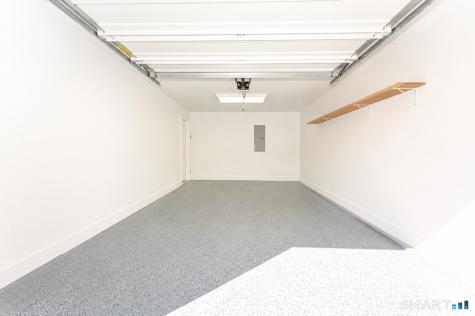 19 Gillette Way Bristol CT 06010
