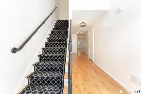 19 Gillette Way Bristol CT 06010