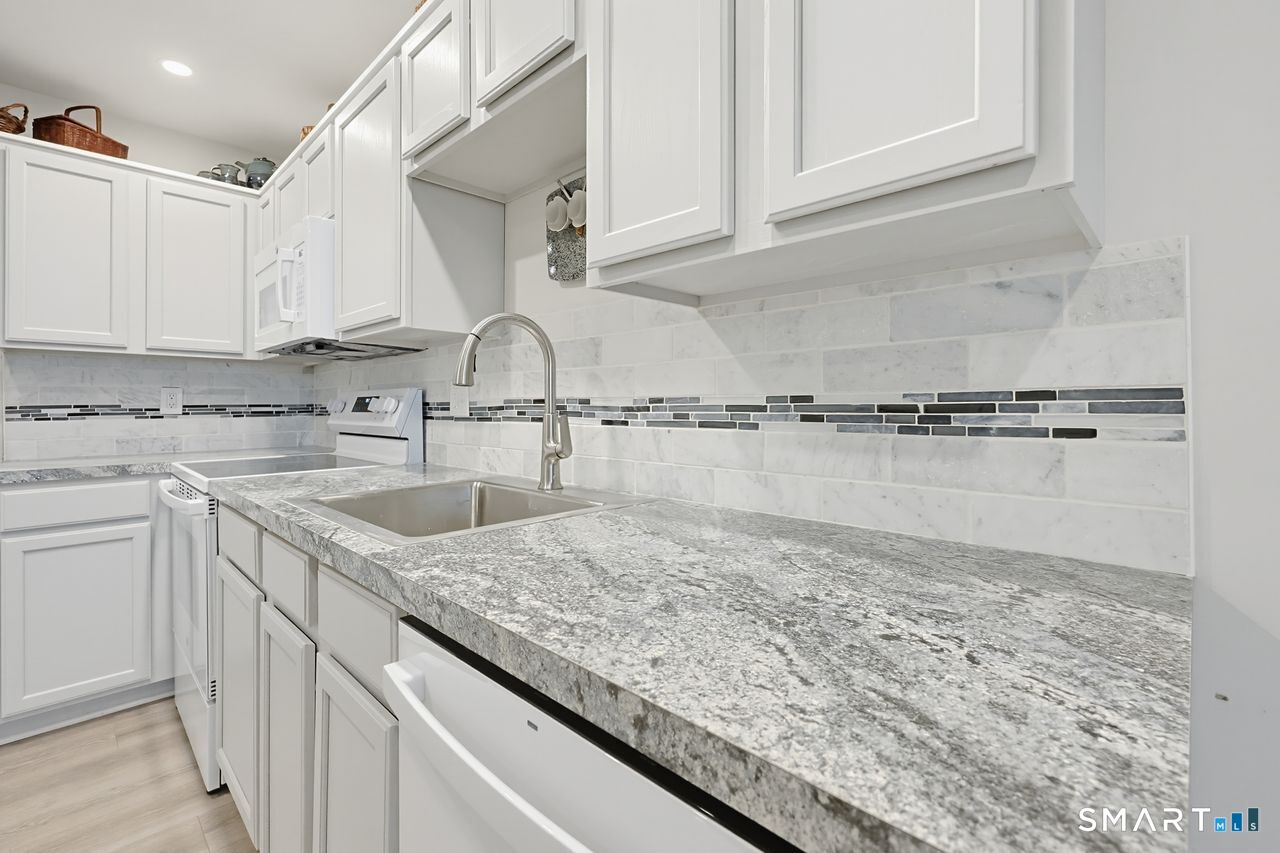 310 Boston Post Road Waterford CT 06385
