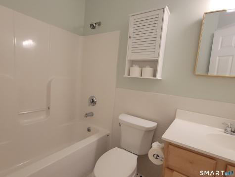 131 Carriage Crossing Lane Middletown CT 06457
