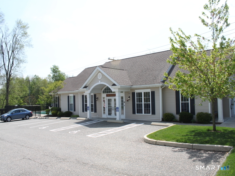 902 Sienna Drive Danbury CT 06810