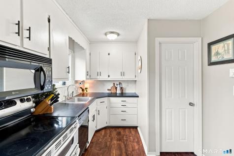 820 Matthews Street Bristol CT 06010