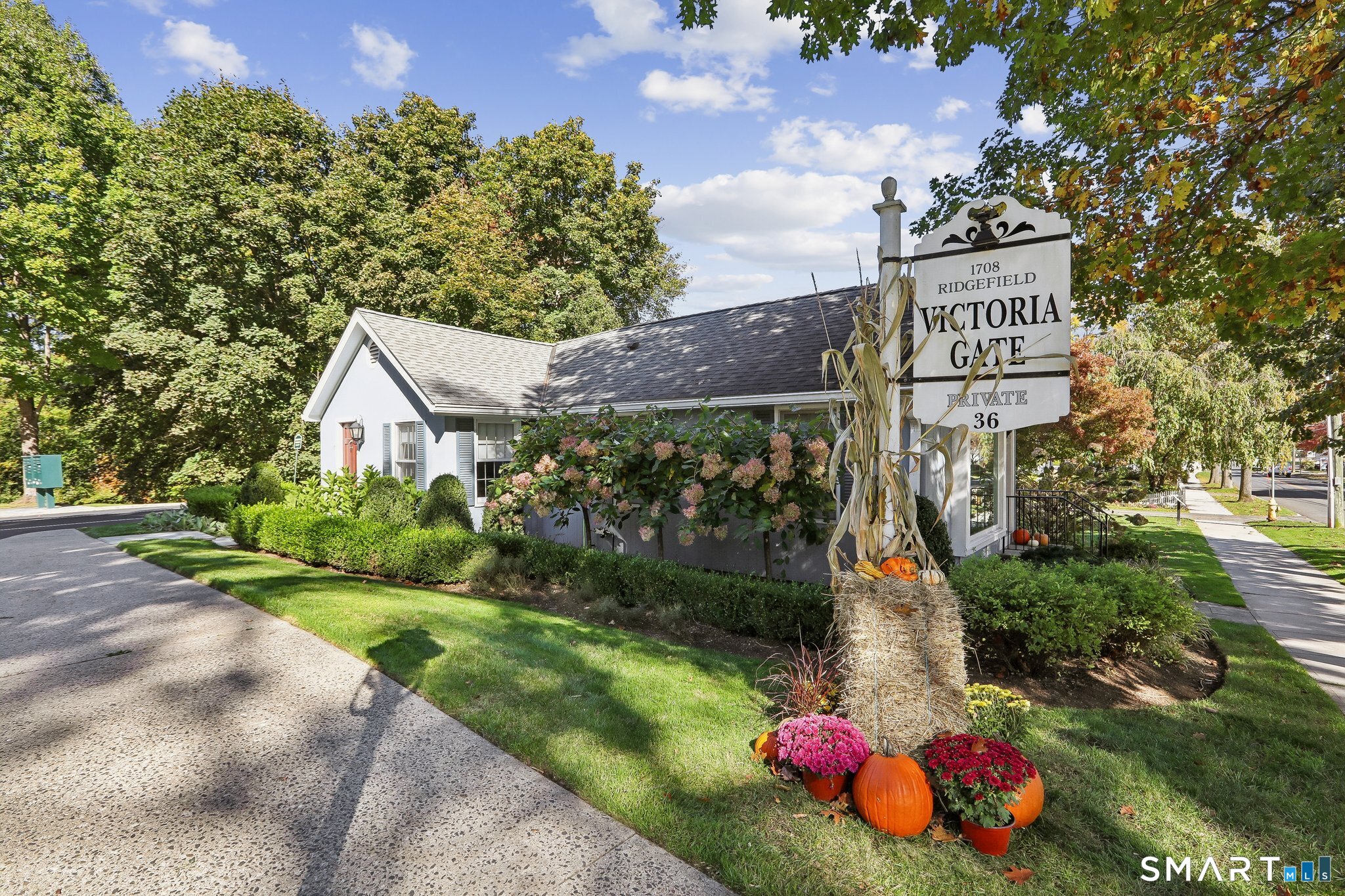 36 Catoonah Street Ridgefield CT 06877