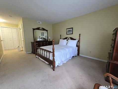 24 Heritage Village Southbury CT 06488