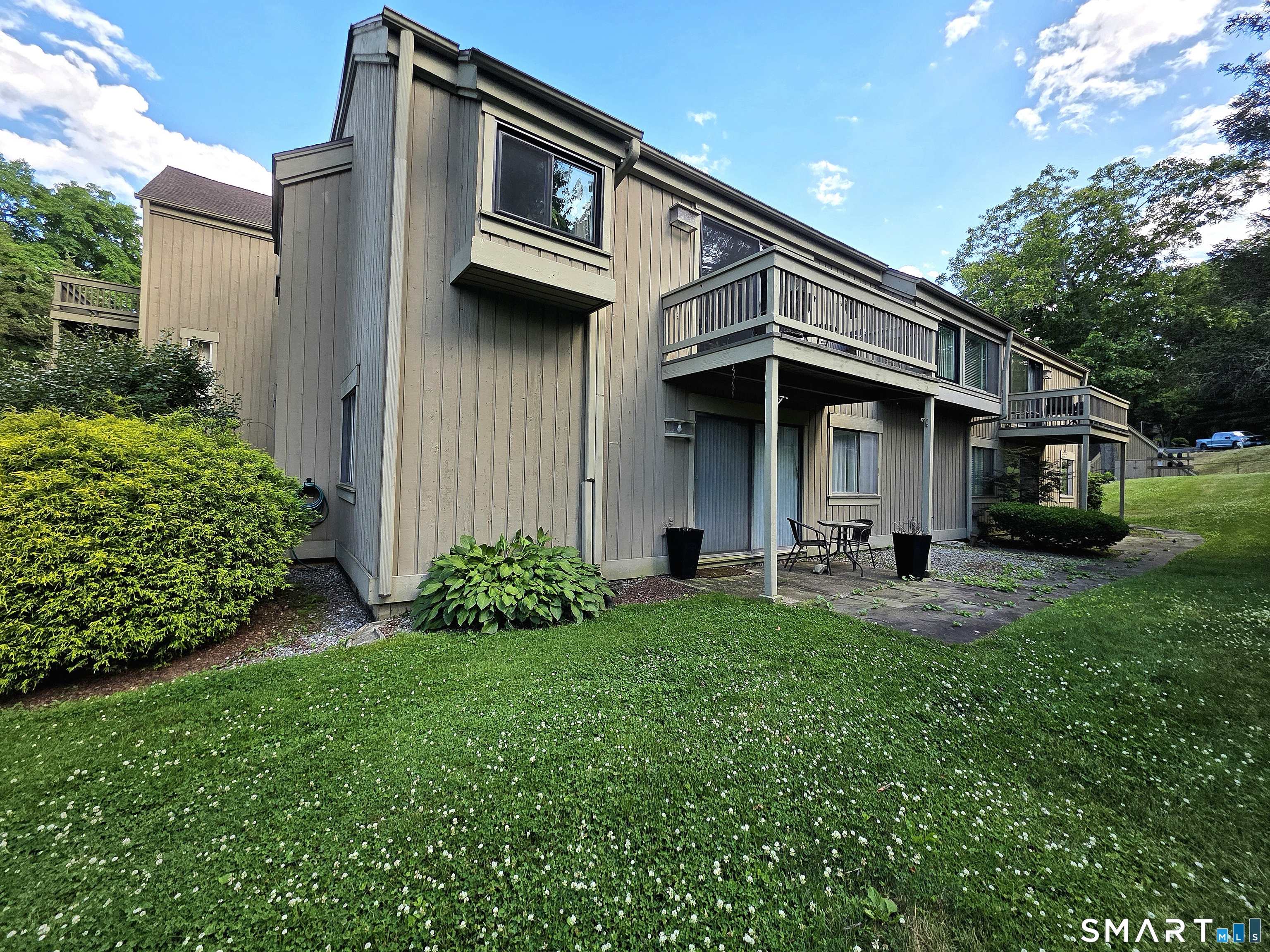 24 Heritage Village Southbury CT 06488