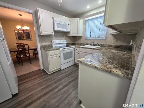 24 Heritage Village Southbury CT 06488