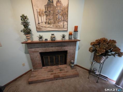 25 Robin Brook Drive Newington CT 06111