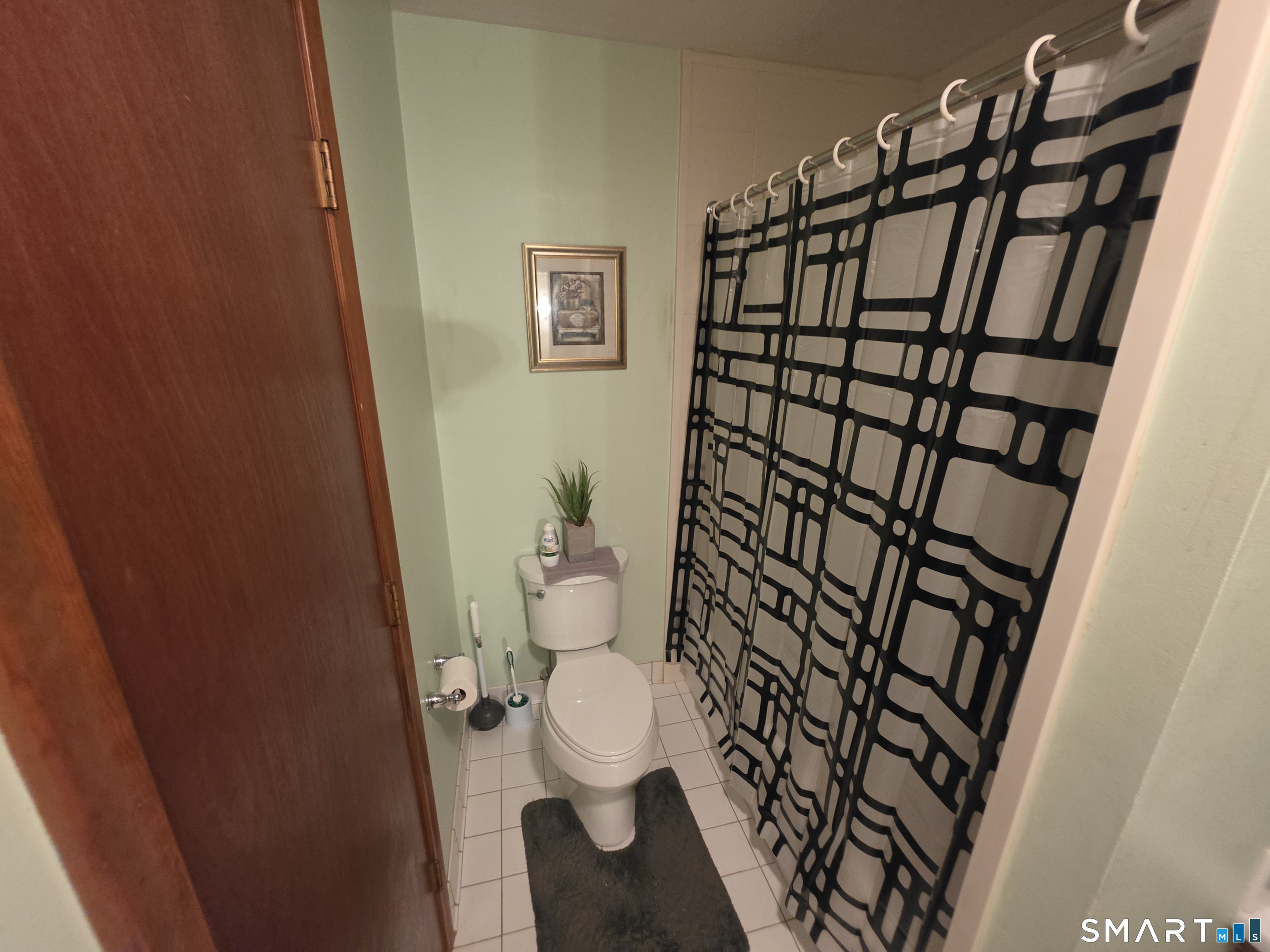 25 Robin Brook Drive Newington CT 06111