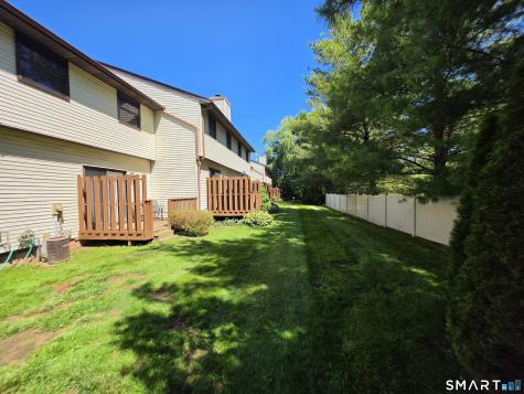 25 Robin Brook Drive Newington CT 06111