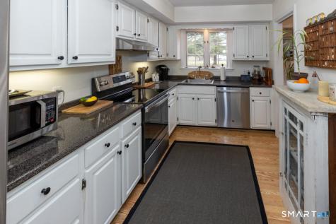 10 Runnymede Lane Madison CT 06443