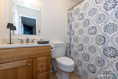 10 Runnymede Lane Madison CT 06443