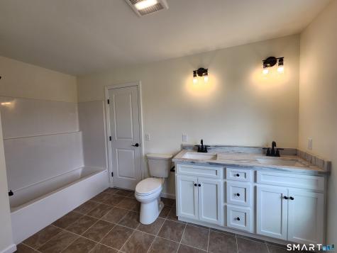100 Mulholland Way North Haven CT 06473