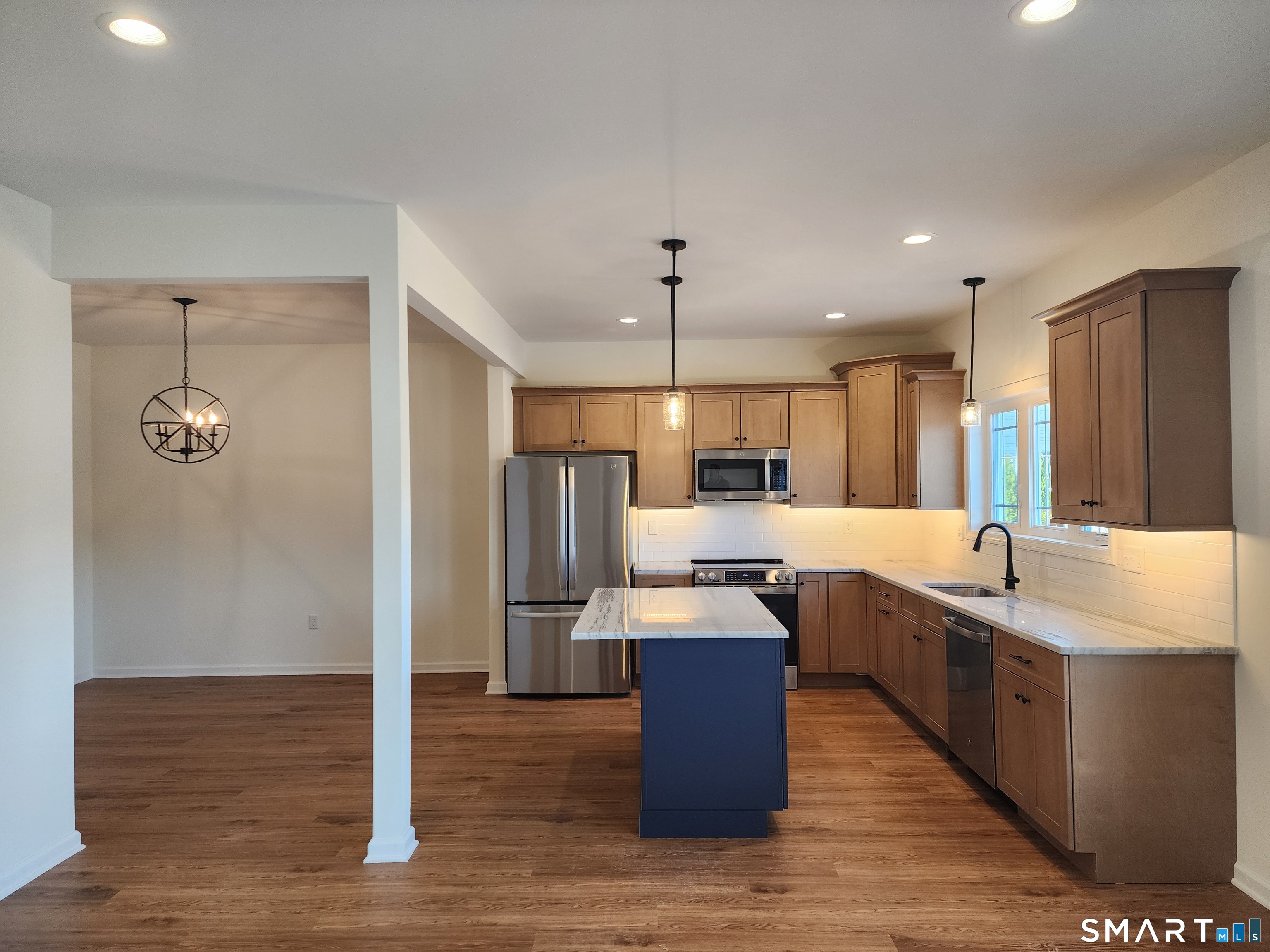 100 Mulholland Way North Haven CT 06473