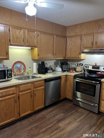 216 Quinnipiac Avenue North Haven CT 06473