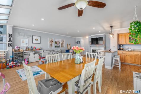 75 Staffordshire Commons Drive Wallingford CT 06492