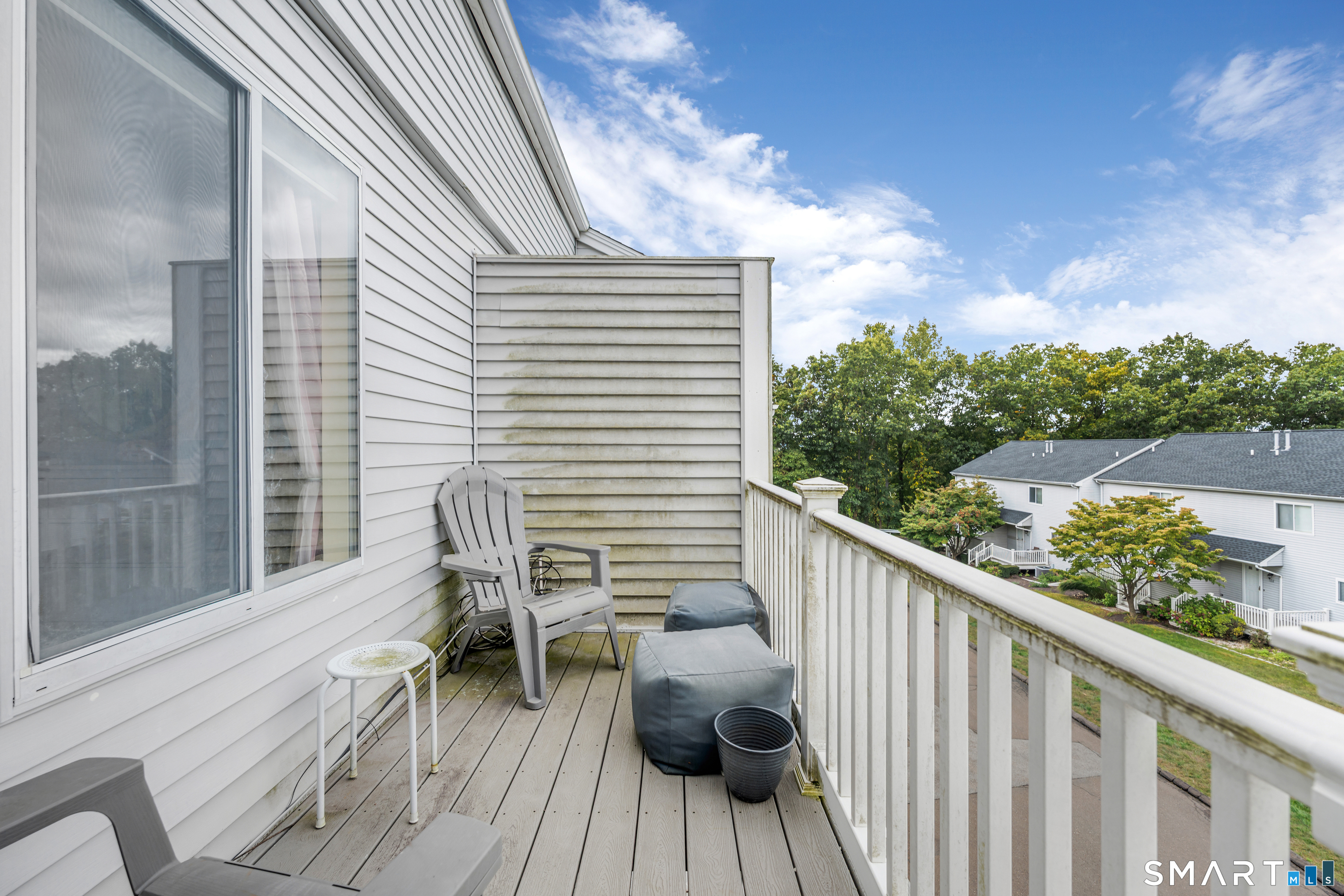 75 Staffordshire Commons Drive Wallingford CT 06492