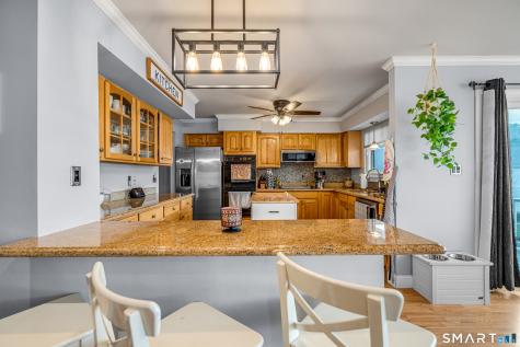 75 Staffordshire Commons Drive Wallingford CT 06492