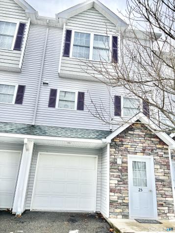 296 Hamilton Avenue Norwich CT 06360