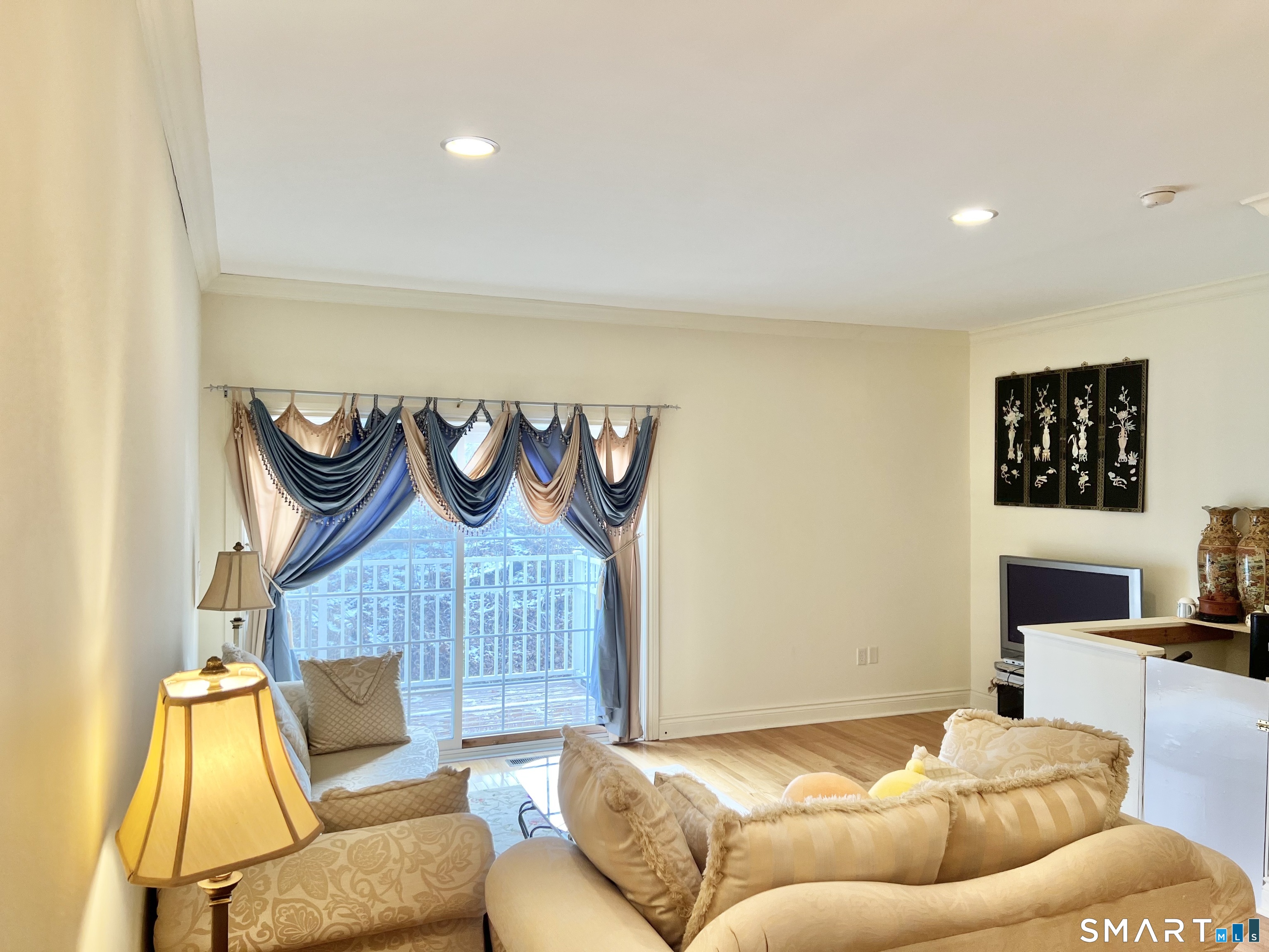 296 Hamilton Avenue Norwich CT 06360