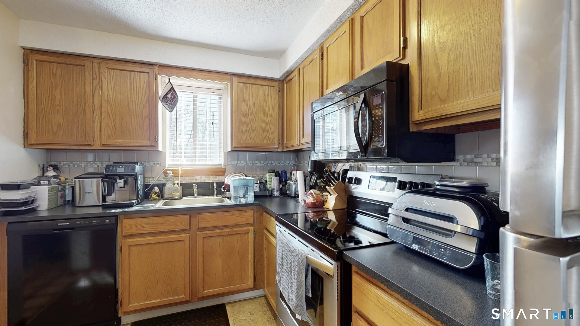 26 Guiel Place Meriden CT 06450