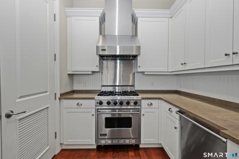 50 Stone Ridge Way Fairfield CT 06824