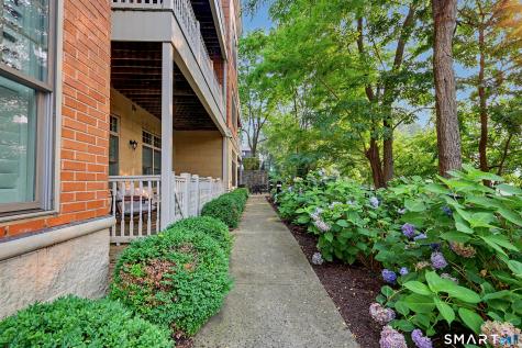 50 Stone Ridge Way Fairfield CT 06824