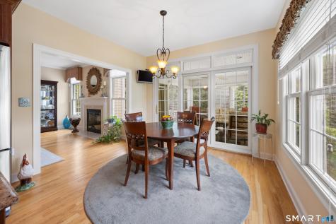 13 Stonegate Circle Cheshire CT 06410
