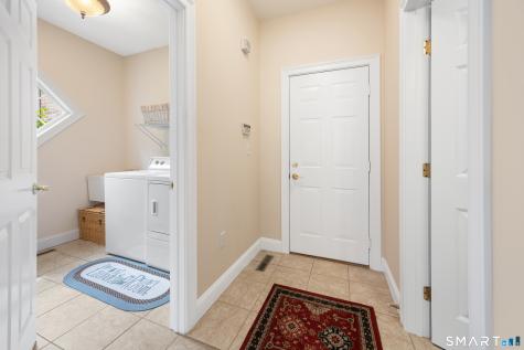 13 Stonegate Circle Cheshire CT 06410